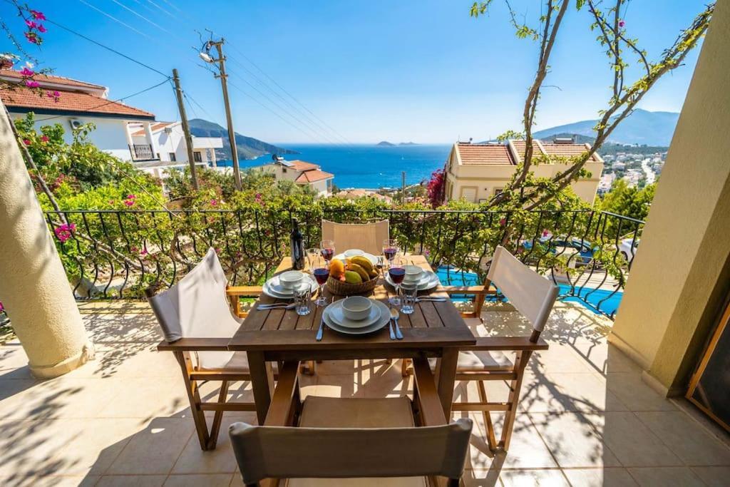 Azure Apartment With Sea View In Калкан Екстериор снимка