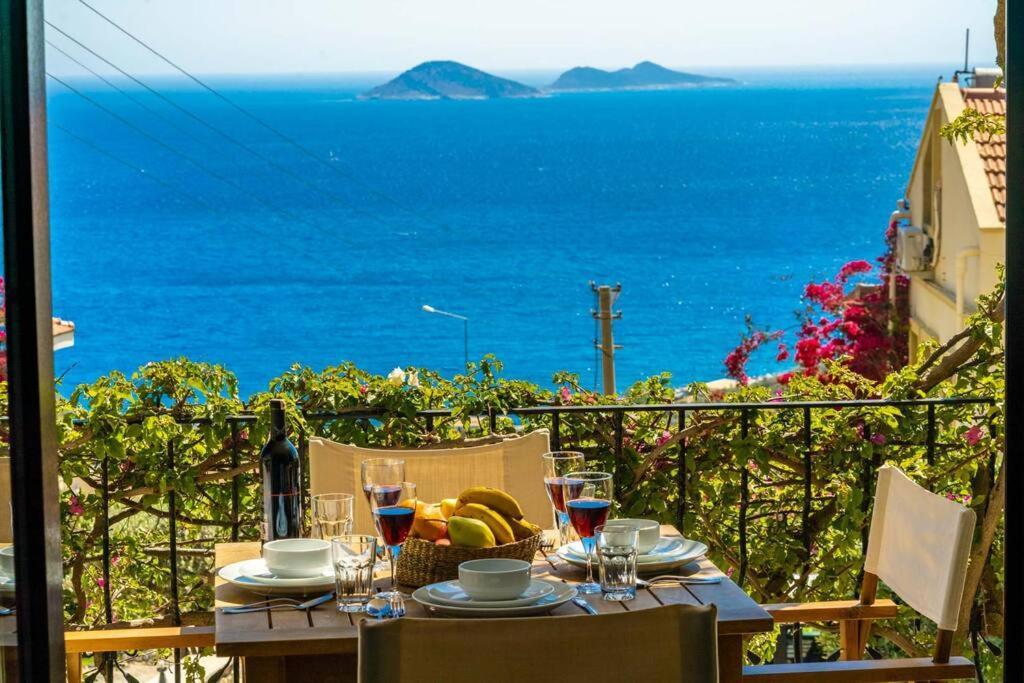 Azure Apartment With Sea View In Калкан Екстериор снимка