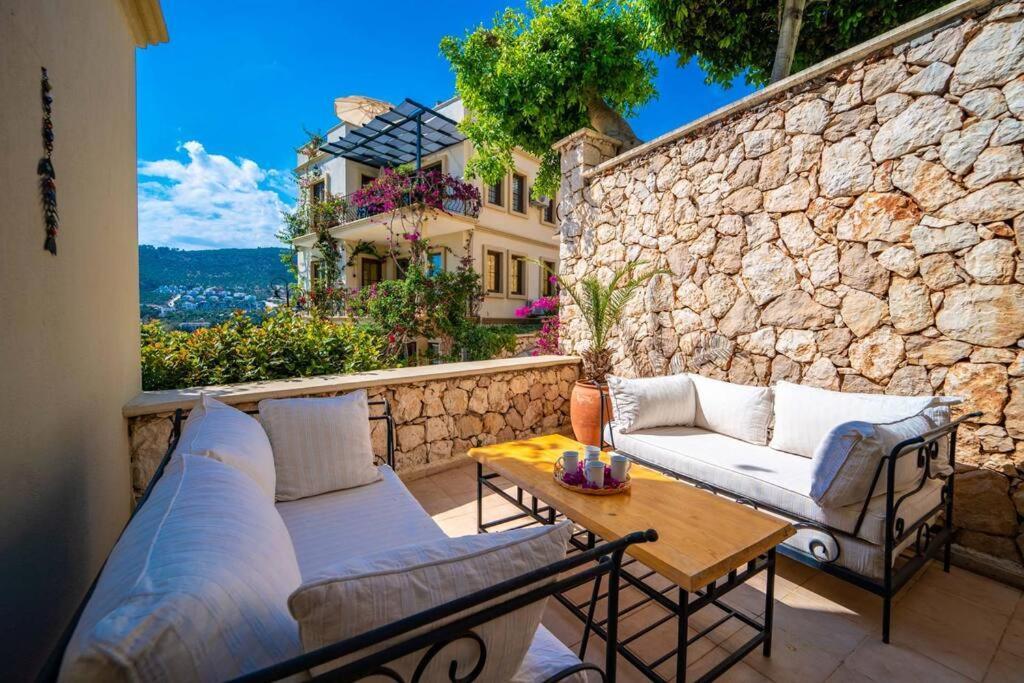 Azure Apartment With Sea View In Калкан Екстериор снимка